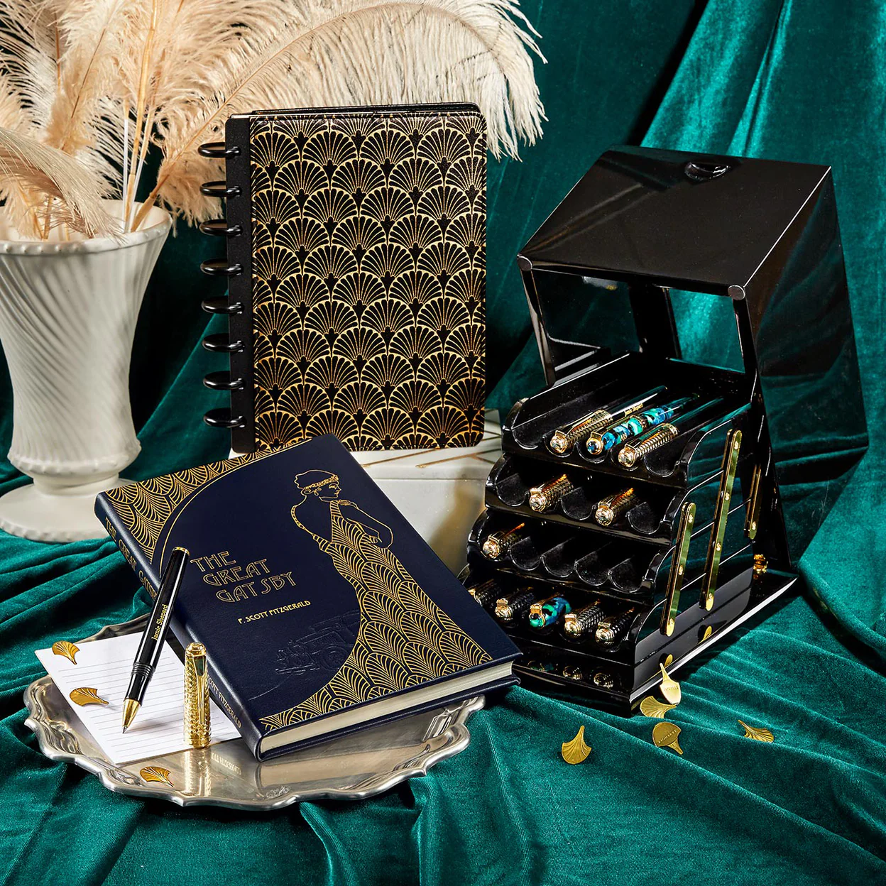 Levenger Brand Introduction: A Premium Guide for Readers, Writers & Professionals